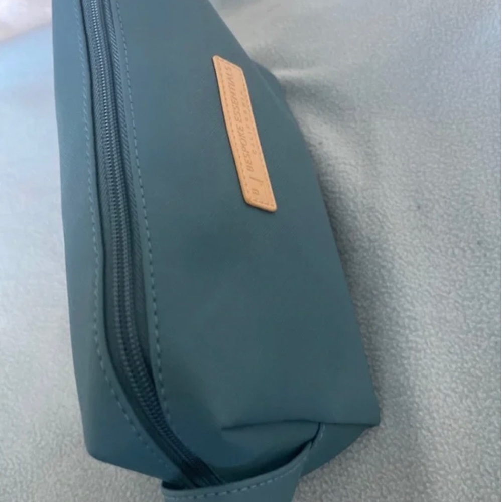 Bespoke Essentials Ultimate Dopp Kit - His Or Hers View 4